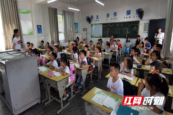 賀家土小學：落實“雙減”政策 緊盯課堂不放鬆