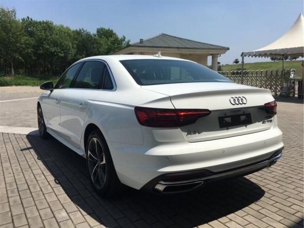 試駕奧迪A4L 40 TFSI 時尚致雅型，配2.0T發動機！行駛品質可圈可點