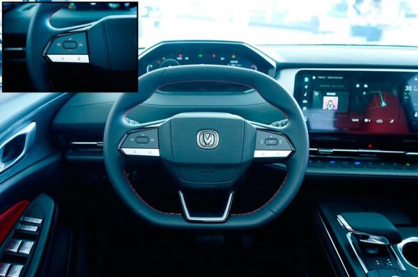 外在更運動 車廂更科技 配置更豐富 長安CS55 PLUS 2022款實拍簡評