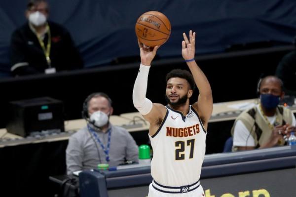 還有27天！掘金官方曬賈馬爾-默裡賽場照為揭幕戰預熱