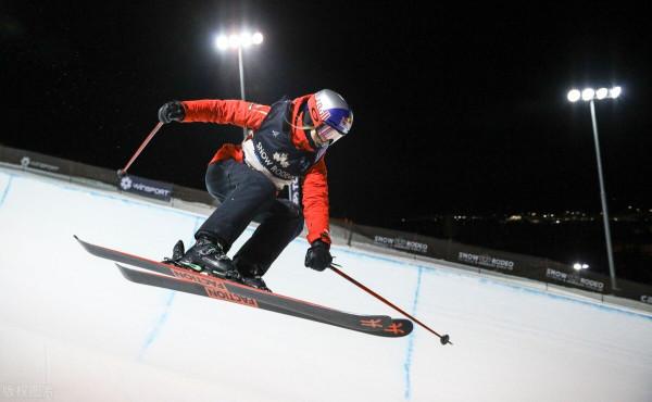 中國滑雪多面手！U型場地世界盃谷愛凌第一，一日出戰兩項進決賽
