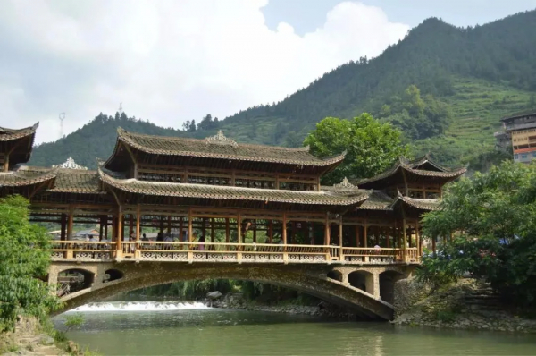 湖北恩施旅遊攻略