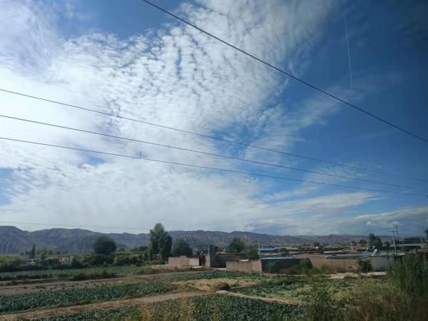 沿途的風景，壯闊的讓我不想走