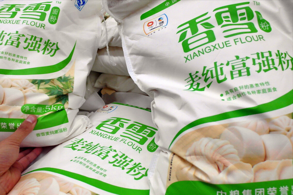 同樣是麵粉,“1355”和“3244”區別很大,學會再買不吃虧 同樣是麵粉,“1355”和“3244”區別很大,學會再買不吃虧