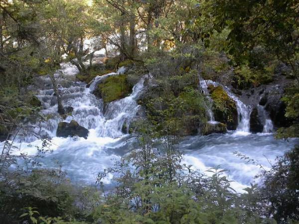 九寨溝+黃龍4天3晚旅遊 九寨溝+黃龍4天3晚旅遊