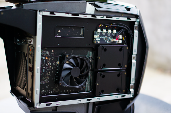 幫小夥伴搞了臺4萬元的桌上型電腦是什麼體驗？微星宙斯盾Ti5上手把玩