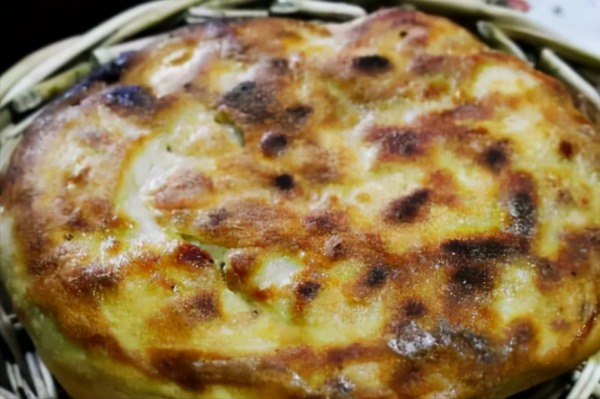 山東大叔做非遺小吃,膠泥球上做烘焙,一年只賣5個月,面臨失傳 山東大叔做非遺小吃,膠泥球上做烘焙,一年只賣5個月,面臨失傳