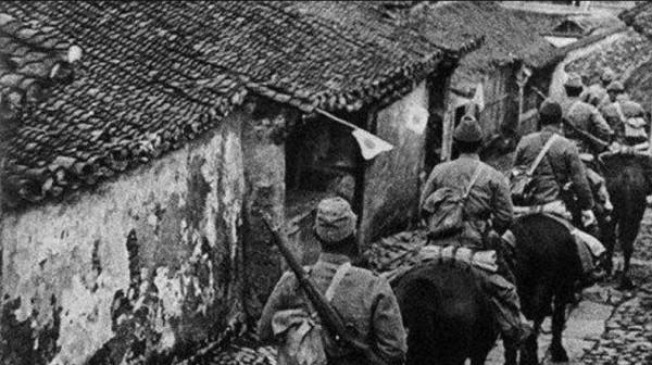 女縣委書記嚴鏡波：帶著3個孩子離婚，後來嫁給了秘書陳子瑞