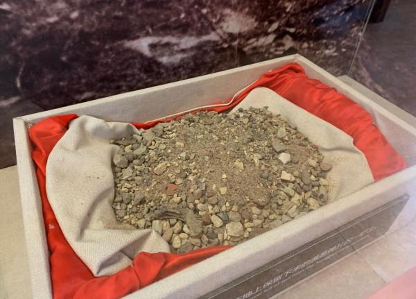 上甘嶺的一剷土裡有多少彈片? 上甘嶺的一剷土裡有多少彈片?