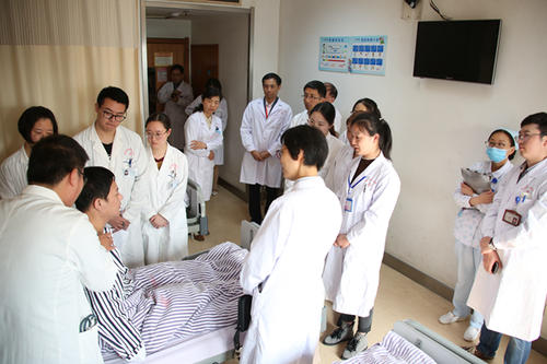 醫學生的重要選擇,讀五年制還是“八年制”?決定會影響未來發展 醫學生的重要選擇,讀五年制還是“八年制”?決定會影響未來發展