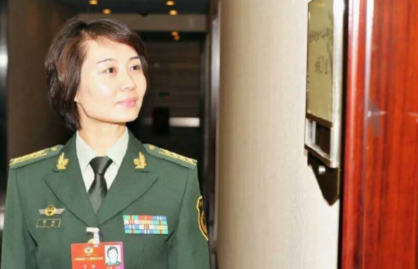 首位女子特警警花:16歲入伍,35歲獲中國十大女傑,巾幗不讓鬚眉 首位女子特警警花:16歲入伍,35歲獲中國十大女傑,巾幗不讓鬚眉
