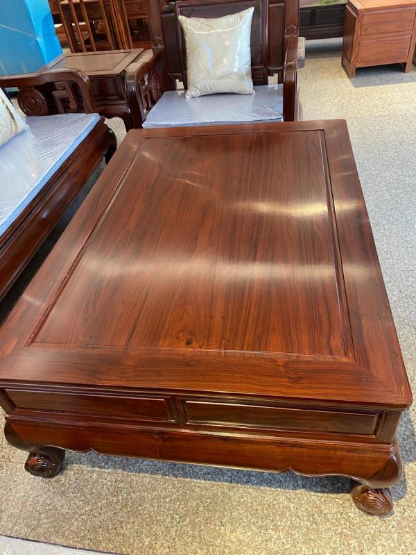 國色天香1.1.3沙發材質柬酸