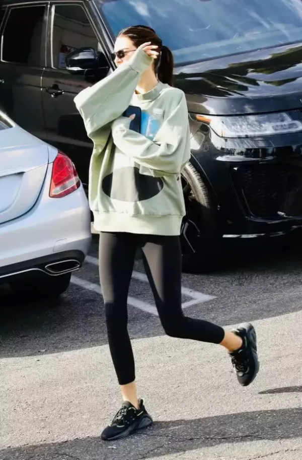 2022週末&OpenCurlyDoubleQuote;放假宅家&rdquo;怎麼穿？當然是怎麼舒服怎麼穿