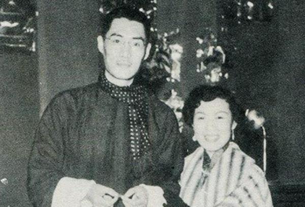 他是王晶的父親，港片的祖師爺，去世時能讓謝賢黃日華為其扶靈