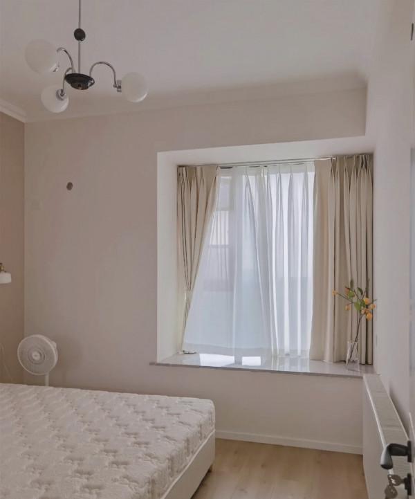 不跟風追求“假精緻”，只花不到18w，我把小家裝得舒適簡單