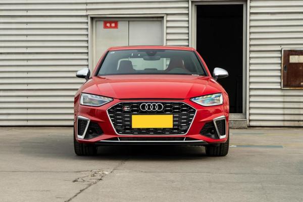 奧迪推出的“良心”效能車，40來萬配V6發動機，軸距2826mm空間足