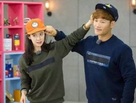 《runningman》金鐘國宋智孝承認互有好感,並說出理由,要公開? 《runningman》金鐘國宋智孝承認互有好感,並說出理由,要公開?