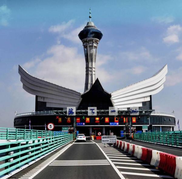 從“海天一洲”觀賞杭州灣大橋