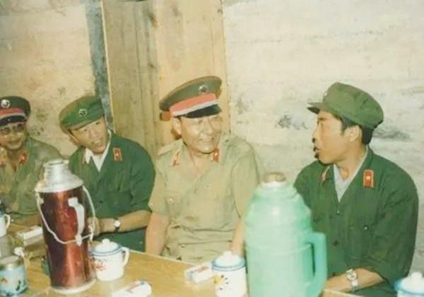 1983年，54歲的宋克達出任39軍政委，搭檔軍長由師長越級提拔