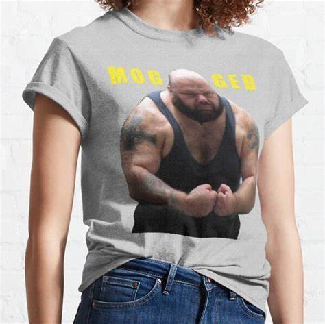 “希臘大灰熊”，體重超200公斤，可以用470公斤做澤奇聳肩