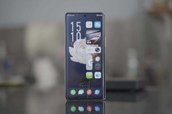 辭舊迎新！新年不妨換款好手機長面子，這4款機型可以直接抄作業