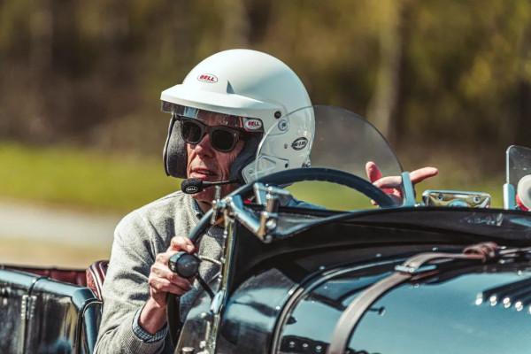 試駕汽車工業史上最古老的“新”車 | CAR REVIEWS