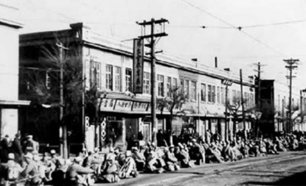 1949年，美領事竟膽敢公然毆打中國僱員，毛主席得知後如何批示？