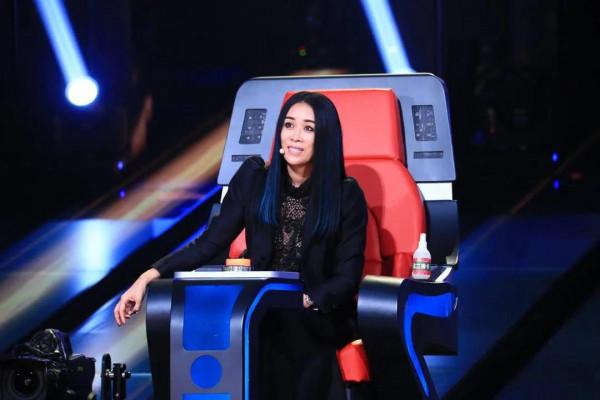 《中國好聲音》那英豪爽大方又不失責任心 《中國好聲音》那英豪爽大方又不失責任心