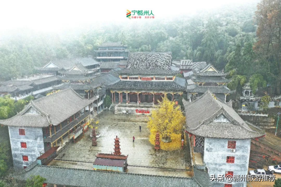 絕美！從晉朝走來的青蓮古寺，霧凇美景出現，又再次驚豔了世人