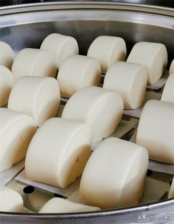 廣東珠海開了13年的饅頭王，顧客一次買100個，一天賣上1000個