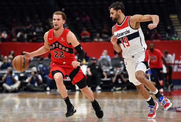 14分逆轉！奇才3連敗，哈勒爾高效17分，庫茲馬24分+6記三分爆發