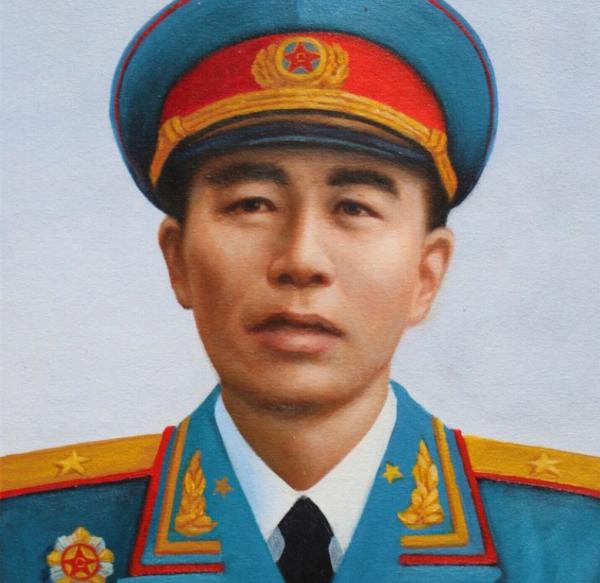 開國少將賀健：少小離家，20年後榮歸故里，卻被母親打了一巴掌