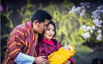 “等你長大了，我便娶你”14年的等待，他們終於成為全世界最幸福的夫妻