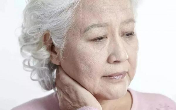 謠言：白頭髮會越拔越多