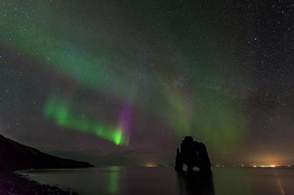 旅行,冰島赫維瑟庫爾Hvitserkur 旅行,冰島赫維瑟庫爾Hvitserkur
