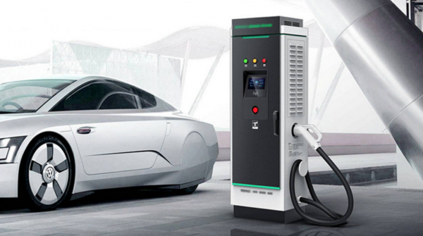 充電難、續航假、怕自燃？怕失控？不敢買新能源車的原因有哪些？