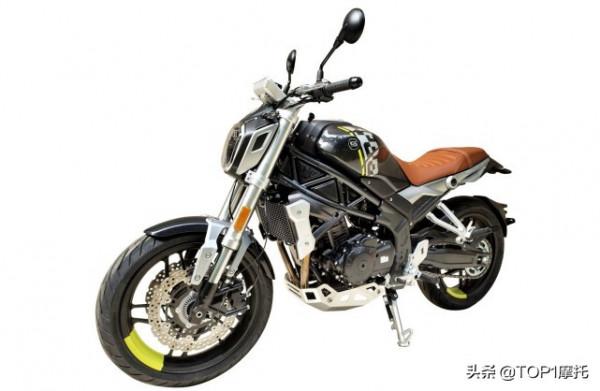 售價25999元！大運“食鐵獸”雙缸400街車上市