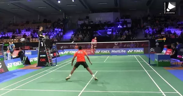 羽毛球單打步法總則和三分則，在保持重心前提下，使重心位移最少