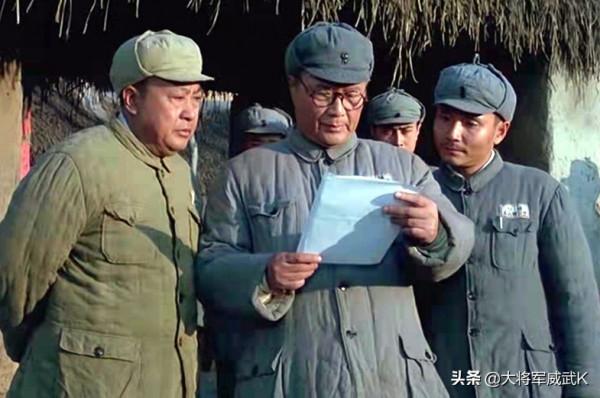 粟裕提出一大膽的戰役計劃，驚呆3位元帥，毛主席猶豫再三後同意