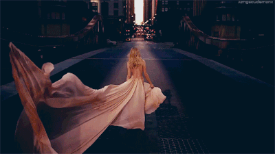 55歲依然要穿Lolita逛街買菜，是勇敢追求美，還是“么蛾子”？