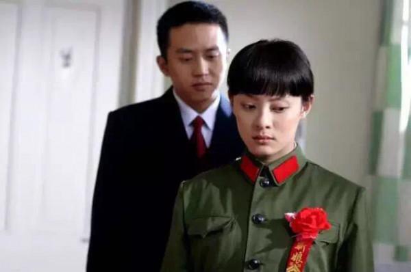 5位“妻管嚴”男星，陳小春對應採兒無計可施，鄧超毫無家庭地位