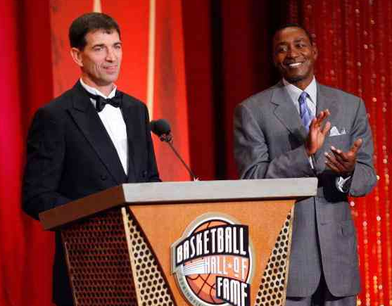 與籃球之神相提並論,巨星伯德實力更恐怖 與籃球之神相提並論,巨星伯德實力更恐怖