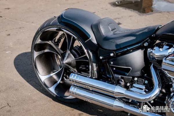 肥 仔 突 破 &vert; 短 泥 瓦 套 件