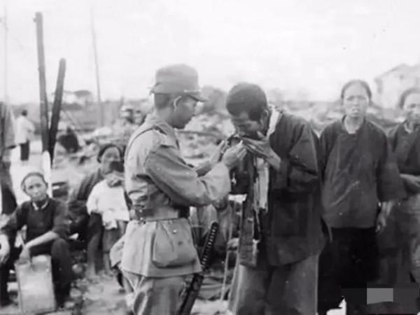 珍貴老照片：真實記錄了當時鬼子進村