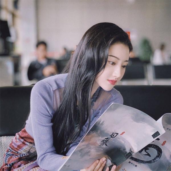 景甜背後的金主之謎，時間回到10年前，各種謠言不攻自破