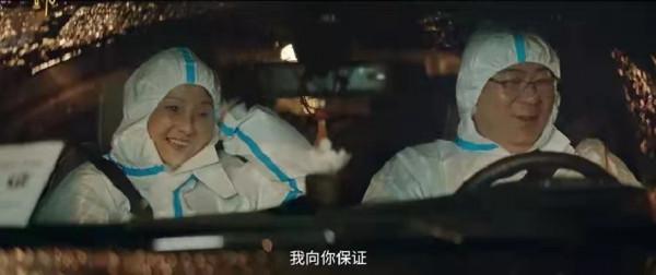 賈玲領銜主演電影《穿過寒冬擁抱你》：票房破10億元，再造奇蹟