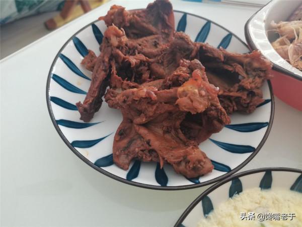 老婆給我做的生日宴，在朋友圈火了，網友：這是真愛，拒絕精緻窮