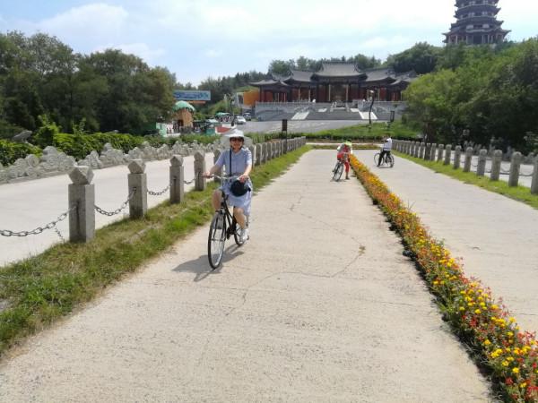 車往高處滑，瀋陽怪坡到底怎麼回事？真是磁場錯亂，重力位移嗎？