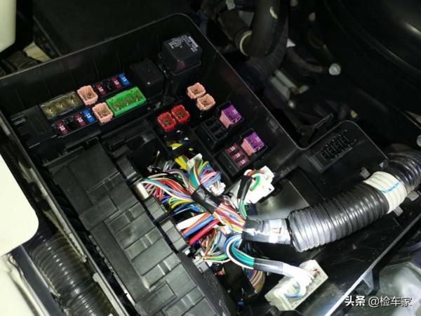 當初遺憾錯過,兩月後多花2萬,49萬買這輛日產途樂划算嗎? 當初遺憾錯過,兩月後多花2萬,49萬買這輛日產途樂划算嗎?