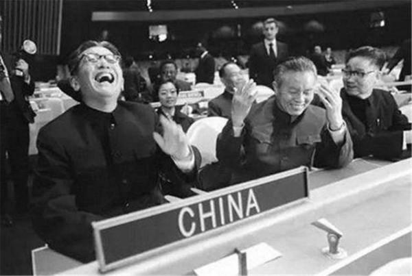 阿爾巴尼亞：拉黑了全世界後，如今的它變得怎麼樣？